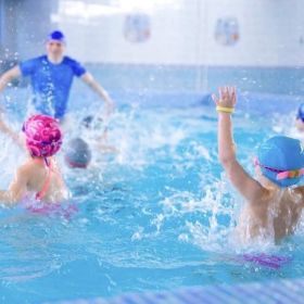 Детская школа плавания Океаника приглашает на пробное бесплатное занятие!